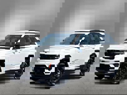 New 2025 Jeep Grand Cherokee Altitude
