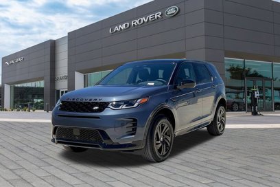 New 2025 Land Rover Discovery Sport Dynamic SE