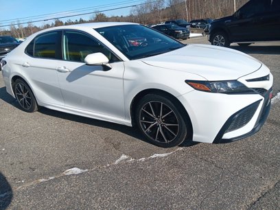 Used 2021 Toyota Camry SE
