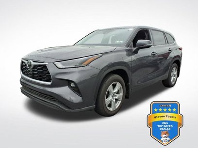 Used 2022 Toyota Highlander LE
