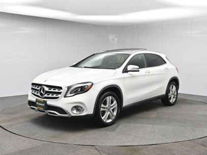 Used 2020 Mercedes-Benz GLA 250 4MATIC w/ Premium Package