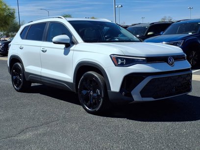 New 2025 Volkswagen Taos SE
