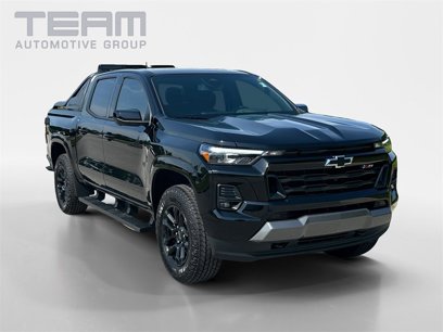 New 2025 Chevrolet Colorado Z71 w/ Midnight Edition