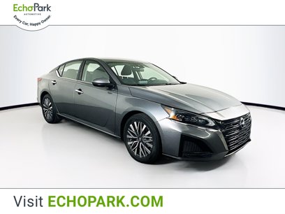 Used 2023 Nissan Altima 2.5 SV