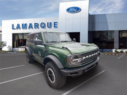 New 2024 Ford Bronco Badlands w/ Sasquatch Package