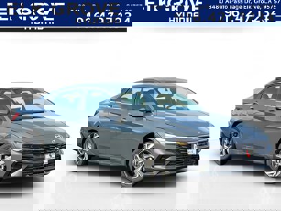 New 2025 Hyundai Elantra SEL