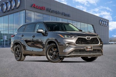 Used 2021 Toyota Highlander LE