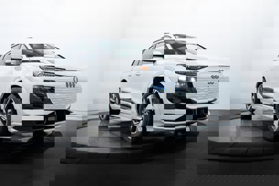 New 2025 Audi Q6 e-tron Prestige