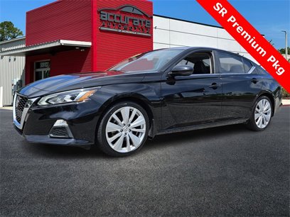 Used 2020 Nissan Altima 2.5 SR w/ Premium Package