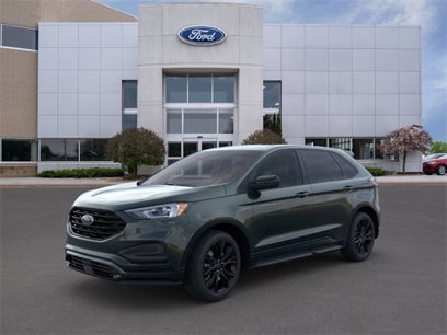 New 2024 Ford Edge SE w/ Black Appearance Package