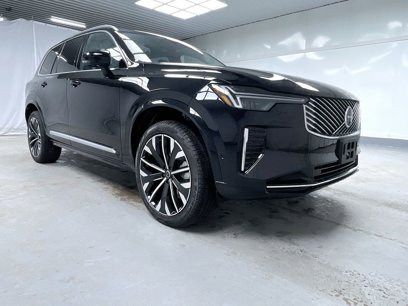 New 2025 Volvo XC90 B6 Plus w/ Protection Package Premier