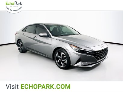 Used 2023 Hyundai Elantra SEL w/ Convenience Package