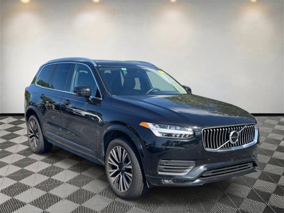 Used 2022 Volvo XC90 T5 Momentum w/ Climate Package