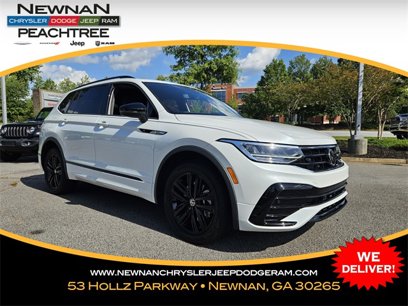 Used 2022 Volkswagen Tiguan SE R-Line