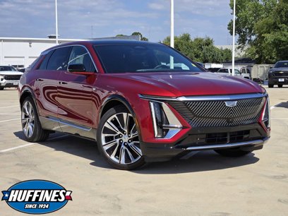 Used 2024 Cadillac Lyriq Luxury w/ LPO, Floor Liner Package
