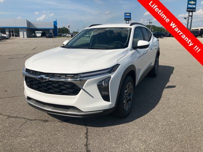 New 2025 Chevrolet Trax LT w/ LT Convenience Package