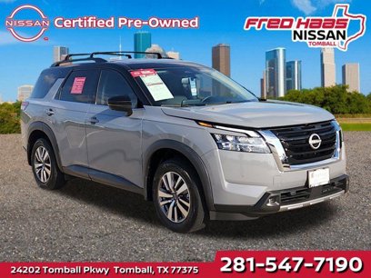 Certified 2022 Nissan Pathfinder SL w/ Lighting Package (N92)