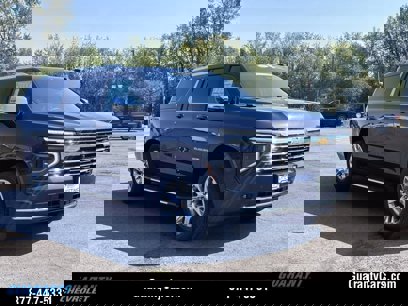 New 2025 Chevrolet Suburban Premier w/ Sun And Tow Package