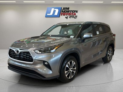 New 2025 Toyota Highlander XLE