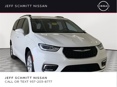 Used 2022 Chrysler Pacifica Touring-L