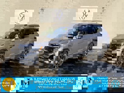 New 2025 Volkswagen Atlas SEL Premium R-Line