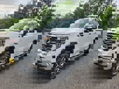 New 2025 GMC Sierra 1500 SLT w/ SLT Premium Package