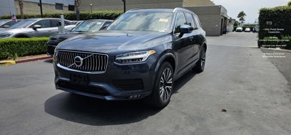 Used 2022 Volvo XC90 T5 Momentum w/ Climate Package