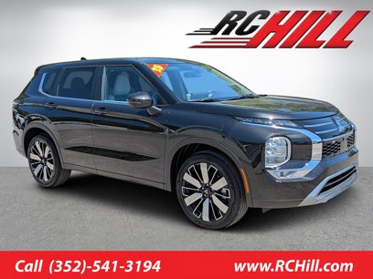 New 2025 Mitsubishi Outlander SE