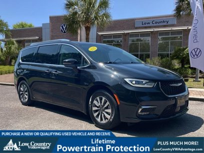 Used 2021 Chrysler Pacifica Touring-L