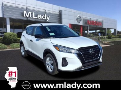 New 2025 Nissan Kicks Play S