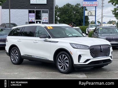 New 2025 Lincoln Aviator 2WD