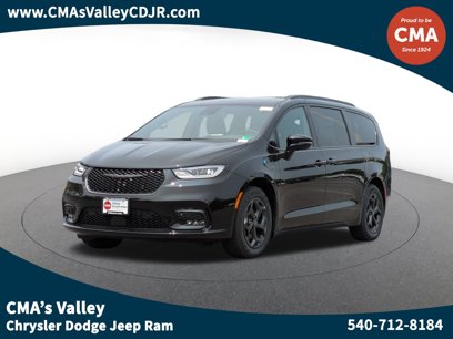 New 2025 Chrysler Pacifica Premium