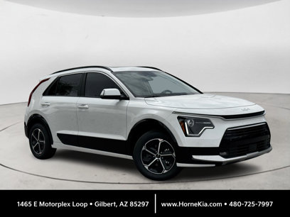 New 2025 Kia Niro SX