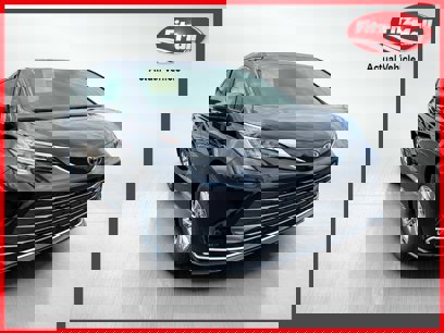 New 2025 Toyota Sienna Limited