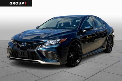 Used 2021 Toyota Camry XSE w/ Cold Weather Package
