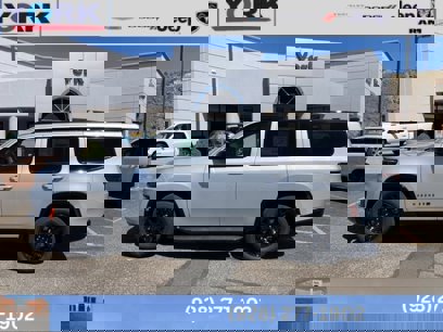 New 2024 Jeep Wagoneer Series II w/ Convenience Group I