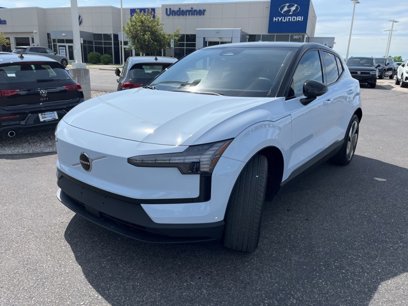 New 2025 Volvo EX30 Plus w/ Protection Package Premier