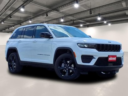 New 2025 Jeep Grand Cherokee Altitude