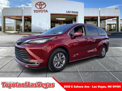 Used 2021 Toyota Sienna XLE