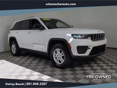 Certified 2023 Jeep Grand Cherokee Laredo w/ Luxury Tech Group I