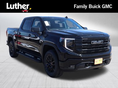 New 2025 GMC Sierra 1500 Elevation w/ LPO, Elevation Black Package
