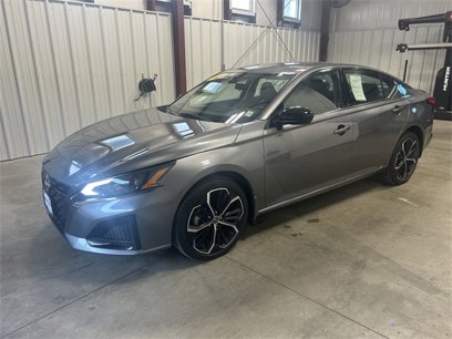 Used 2024 Nissan Altima 2.5 SR
