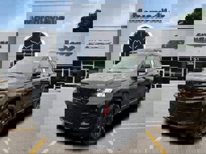 New 2025 Jeep Grand Cherokee Altitude