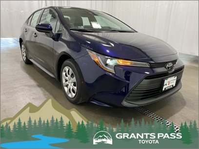 New 2025 Toyota Corolla LE