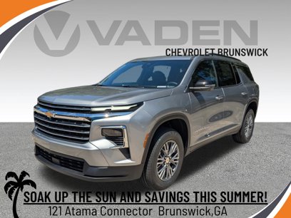 New 2025 Chevrolet Traverse LT w/ Driver Confidence Package