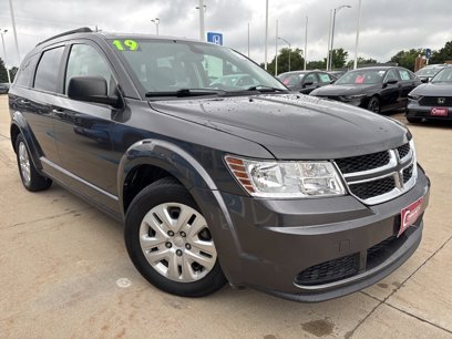 Used 2019 Dodge Journey SE