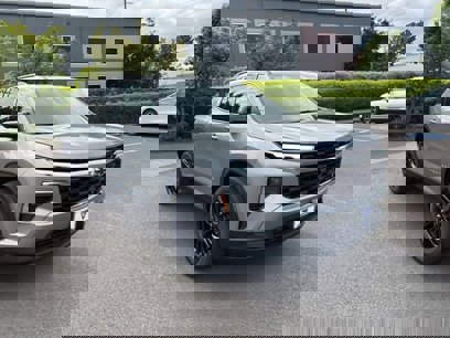 New 2025 Chevrolet Traverse LT w/ Driver Confidence Package