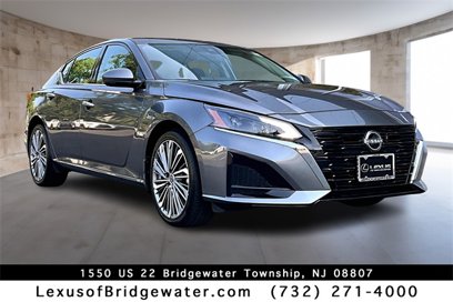 Used 2024 Nissan Altima 2.5 SL