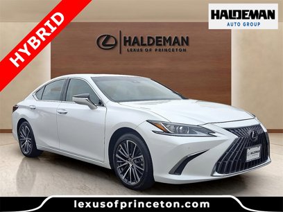 Used 2024 Lexus ES 300h w/ Premium Package