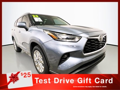 Used 2023 Toyota Highlander Limited